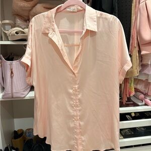 chic Pale Pink Short Sleeve Button-Front Shirt